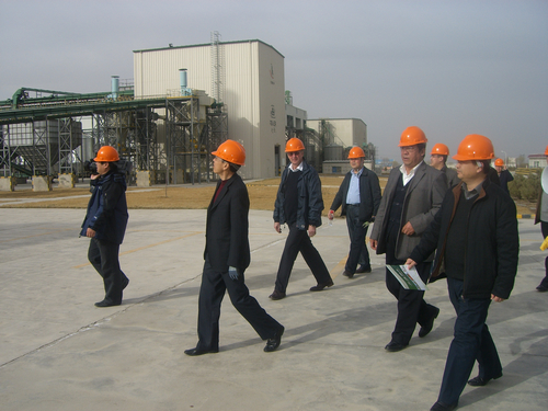 國家農(nóng)業(yè)部、財(cái)政部以及甘肅省農(nóng)業(yè)廳、財(cái)政廳等領(lǐng)導(dǎo)到公司考察調(diào)研