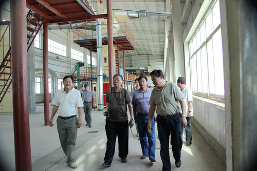 國(guó)家棉花協(xié)會(huì)副會(huì)長(zhǎng)史建偉等領(lǐng)導(dǎo)來(lái)公司調(diào)研金塔、瓜州、敦煌棉花市場(chǎng)